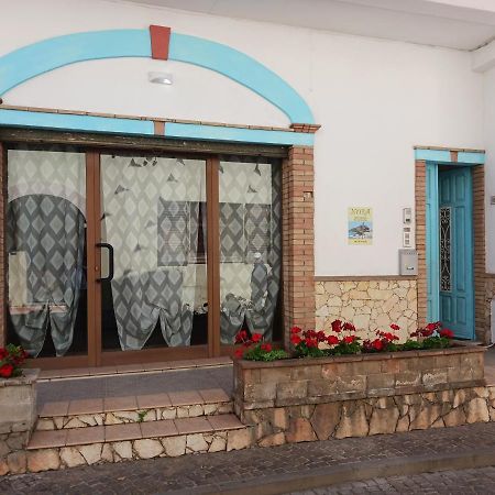 Nora Casa Vacanze/Bed And Breakfast Pula Bagian luar foto