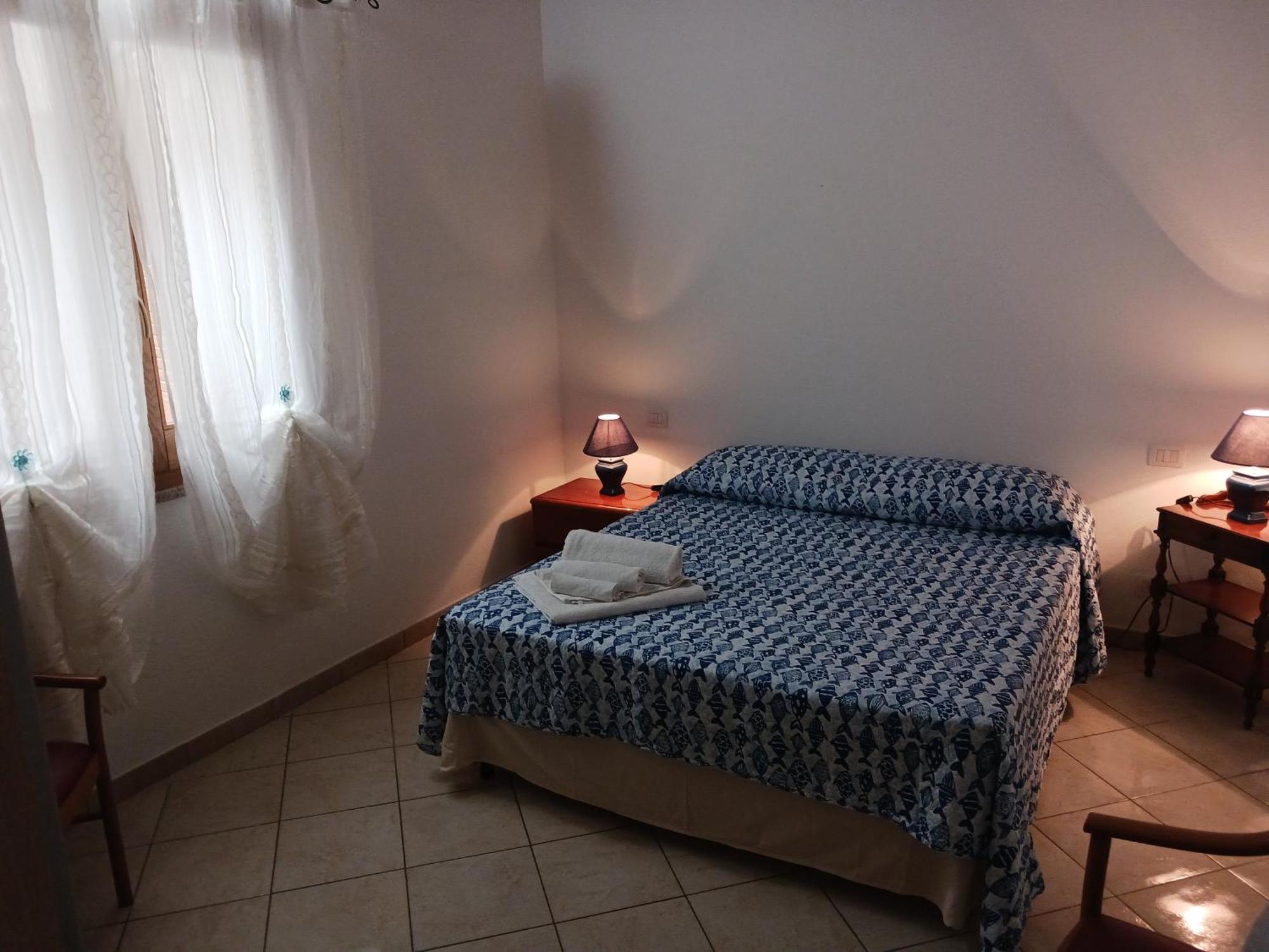 Nora Casa Vacanze/Bed And Breakfast Pula Ruang foto